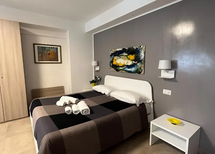 Porta Anfiteatro 게스트하우스 폼페이