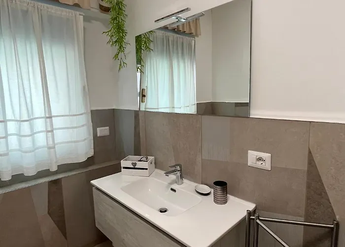 Porta Anfiteatro Affittacamere 3*